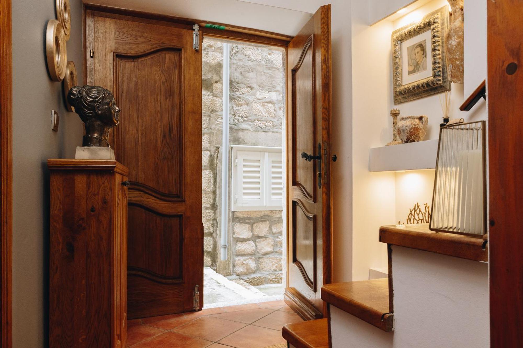 Holiday Home Gabriela Korcula Town Bagian luar foto